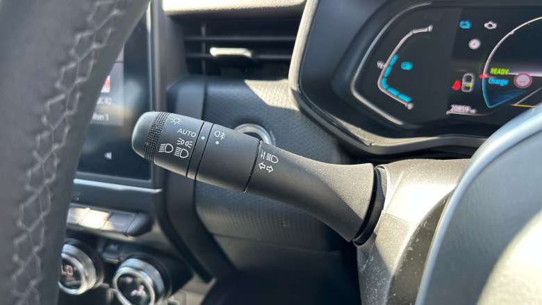 Renault Clio 1.6 E-TECH full hybrid 145 Evolution 5dr Auto Hybrid Hatchback